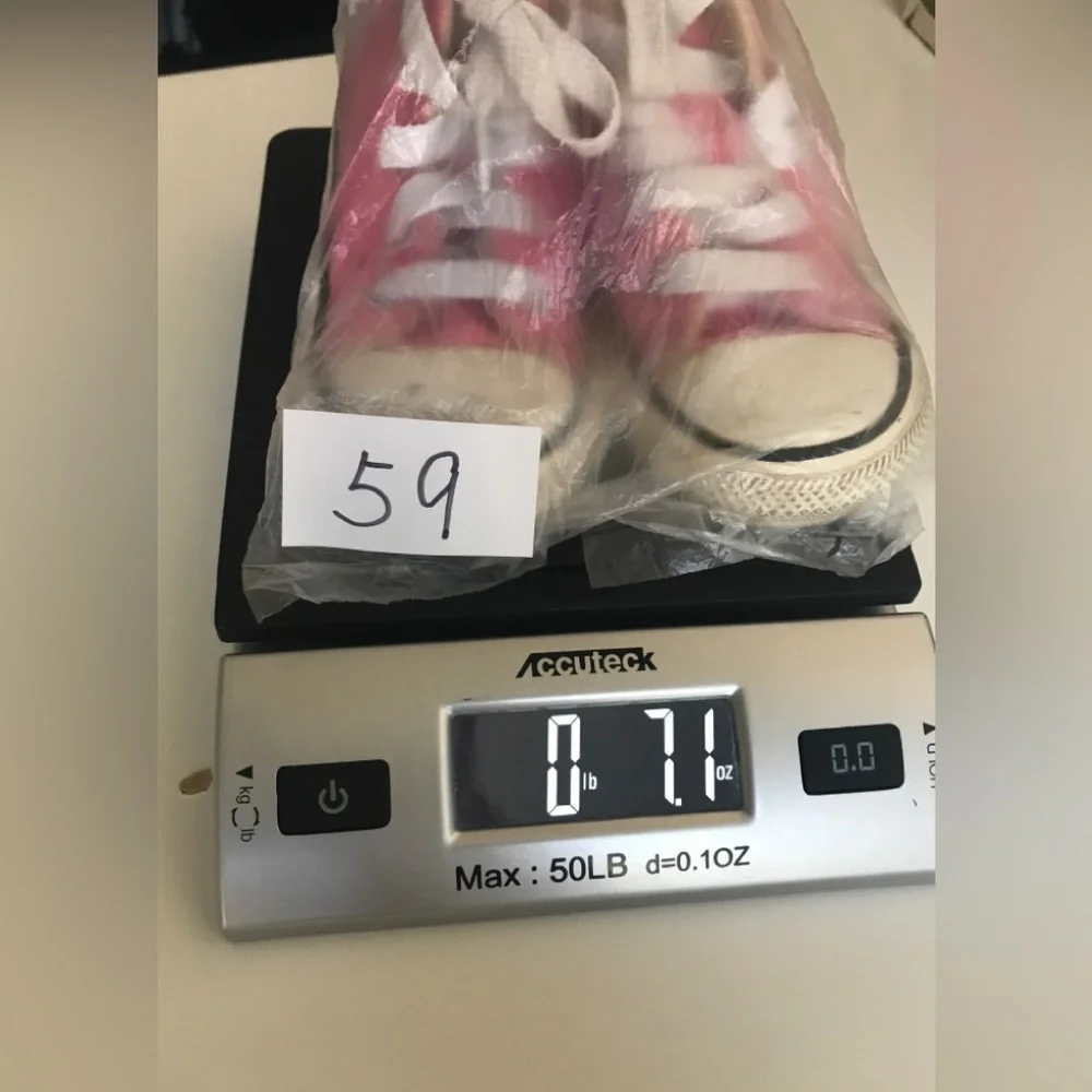 Converse All-Star Chuck Taylor High-Tops Pink Size: US Toddler 6 EUR 22 CM 13